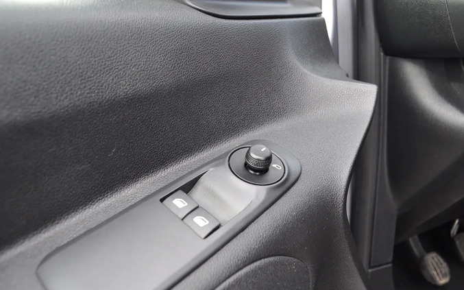 Toyota Proace City Verso cena 62444 przebieg: 188000, rok produkcji 2020 z Przemków małe 781